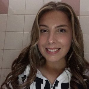 Meet your Posher, Julia